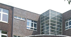 Office and Commercial Building in berlin Spreeufer 7 telekom Amsoneit / Kap Haag